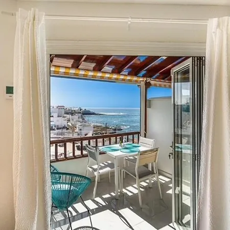 Ocean View La Caleta Apartment *