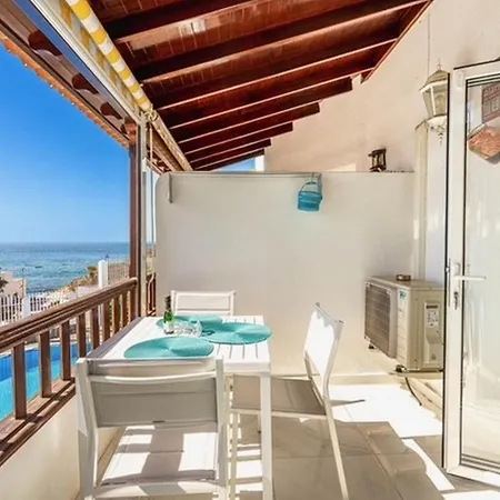 Ocean View La Caleta アデヘ