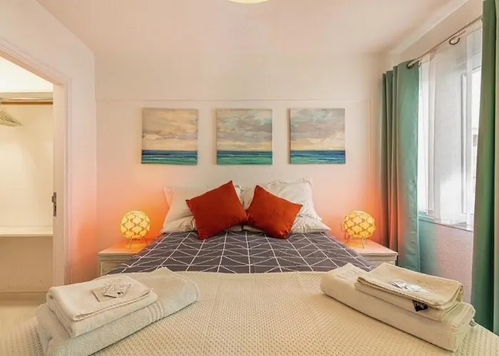 Ocean View La Caleta Apartment *